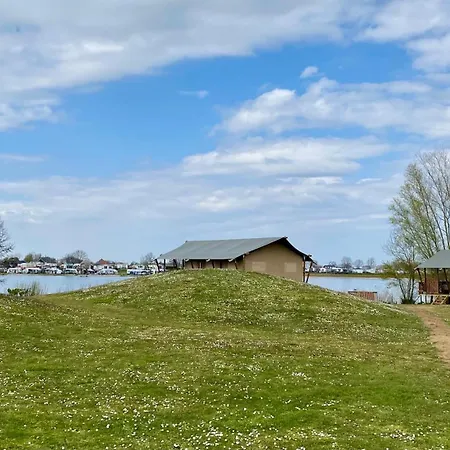 Recreatiepark Riverside * Appeltern