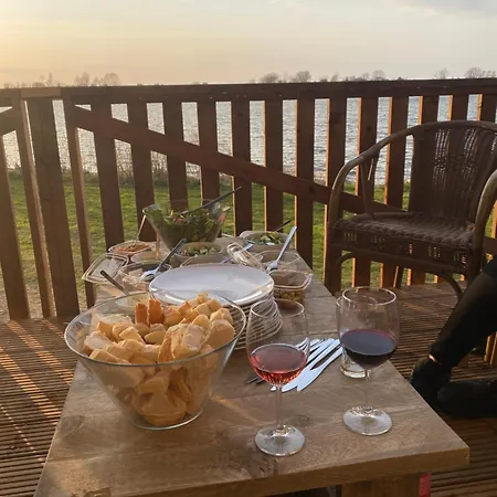 Kemp Recreatiepark Riverside Appeltern