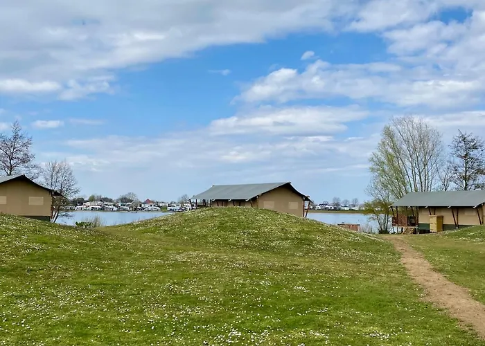 Recreatiepark Riverside * Appeltern