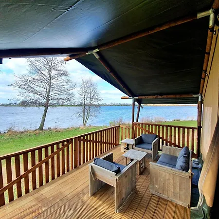 Kamp alanı Recreatiepark Riverside